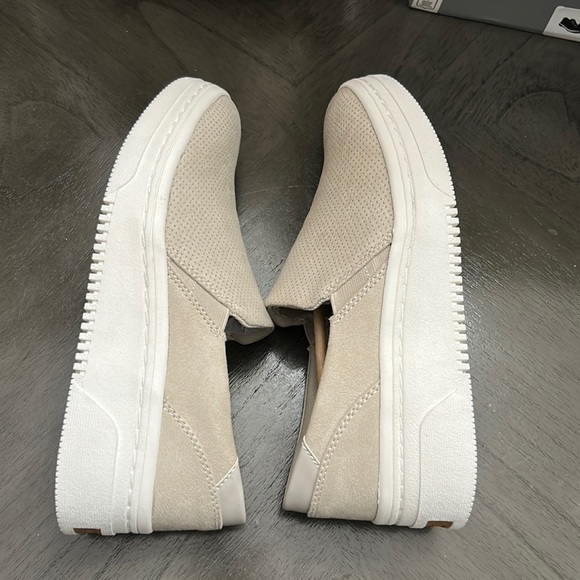 Dr. Scholl's Women's Original Collection Everywhere Slip-ons - Picture 9 of 10